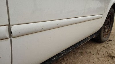 2003-05 Mercury Sable Passenger Right Front Moulding From Door Oem Trim Wt White
