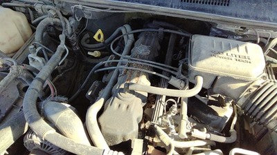 1999-2004 Jeep Grand Cherokee Valve Cover Oem 4.0L 53020323