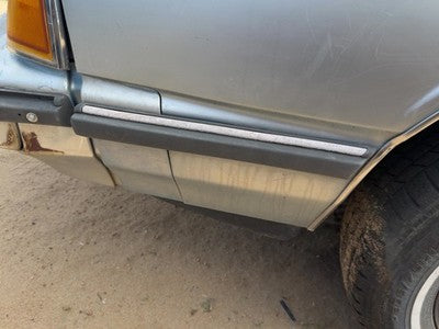 1986 Olds 88 Driver Left Moulding From Fender Oem Trim Strip Blue