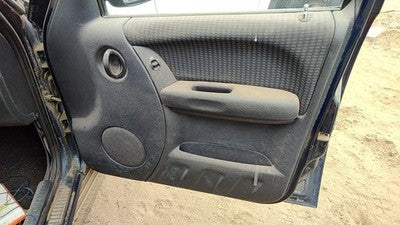 2002 Jeep Liberty Passenger Right Front Door Trim Panel With Switches Gray M5dv