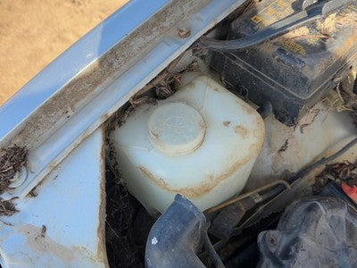 1991 Isuzu Pup Windshield Washer Fluid Reservoir With Pump Oem Wiper Tank