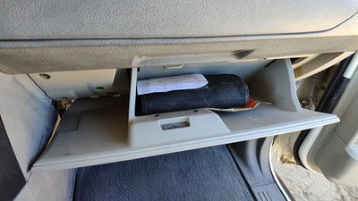08-10 Dodge Grand Caravan Glove Box Assembly Complete Door With Latch Gray Ds