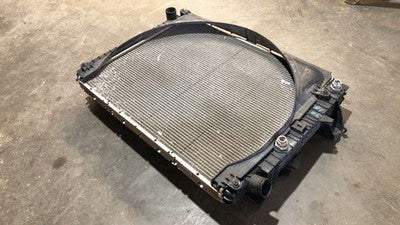 2016 Dodge Ram 4500 Radiator With Fan Shroud Oem Cummins 6.7L At 4X4