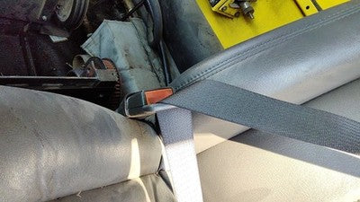 98-02 Express Van 2500 Driver Left Front Seat Belt Buckle Receiver 69W Dark Gray
