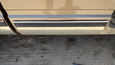 1997 Silverado 2500 Passenger Right Rear Moulding On Cab Panel Oem