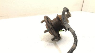 1997-2005 Chevy Venture Rear Spindle Stub Wheel Hub With Speed Sensor Wire Oem