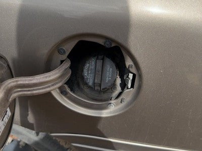 1998-2004 Mercury Grand Marquis Fuel Filler Neck Assembly With Gas Cap Oem