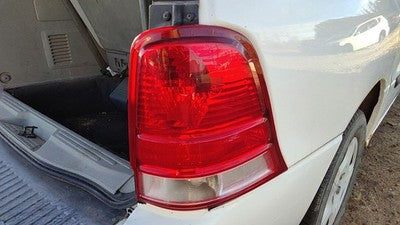 2004-2007 Ford Freestar Passenger Right Tail Light Brake Lamp Oem Rear