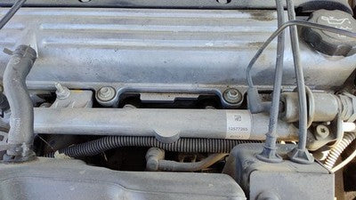 2003-2005 Chevy Cavalier Complete Fuel Rail With Injectors Set Loaded Oem 2.2l