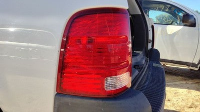 2002-2005 Ford Explorer Driver Left Tail Light Brake Lamp Oem Rear 1l2z13405aa