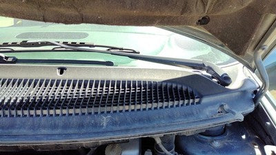 2003-2007 Dodge Caravan Driver Left Windshield Wiper Arm Oem Blade Lever