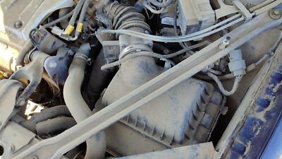 1999-2002 Oldsmobile Intrigue Air Intake Filter Box Housing With Tube Oem 3.5l