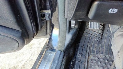 2005 Hyundai Xg350 Driver Left Lower Kick Trim Panel Oem Black
