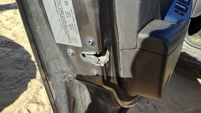 2005-2010 Pontiac G6 Driver Left Front Door Latch With Rods/Cables Oem Sedan