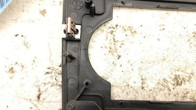 2005-2006 Grand Cherokee Dash Trim Bezel Around Heater Control Head Unit Oem