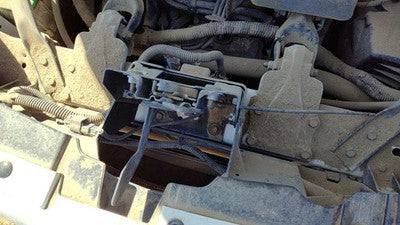 2005-2009 Chevy Uplander Hood Latch Assembly With Bracket Oem 15871561