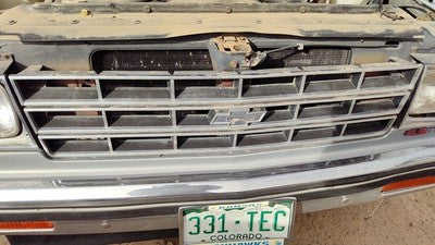 1982-1990 Chevy S10 Pickup Front Grille Assembly Oem 14067219