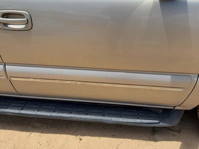 00-06 Suburban Passenger Right Front Moulding From Door Trim Strip Pewter 11U