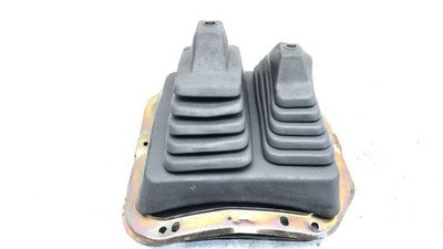 1996 Nissan Pickup Hardbody Shifter Boot Assembly Oem 4X4 Mt