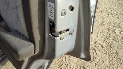 1994 Jeep Grand Cherokee Passenger Right Rear Door Latch With Rods/Cables Back
