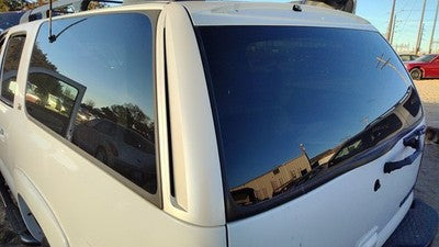 2001 Chevy Suburban Driver Left Rear Moulding On Quarter Panel 50U Summit White