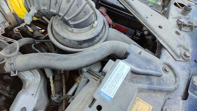 94-96 Olds Cutlass Ciera Air Cleaner Filter Box Oem Intake Housing 3.1L 25099407