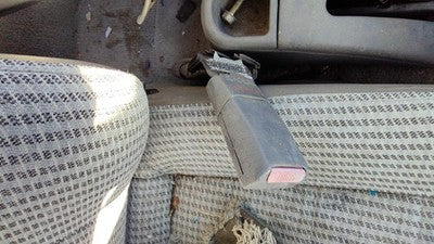 1997 Ford Aspire Passenger Right Front Seat Belt Buckle Receiver Oem Gray
