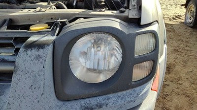 2002-2004 Nissan Xterra Driver Left Head Light Oem Front Lamp Xe 260607Z825