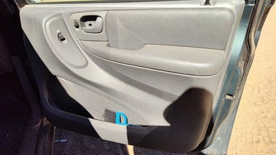 04-07 Caravan Passenger Right Front Door Trim Panel With Switches Slate Gray D5