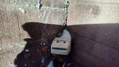 1984 Dodge D350 Driver Left Front Seat Belt Buckle Receiver Oem