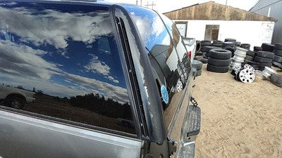 1999 Chevy Suburban Driver Left Rear Corner Moulding On Quarter Panel Oem
