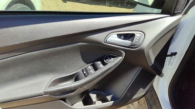 15-18 Ford Focus Driver Left Front Door Trim Panel With Master Switch Black Yw