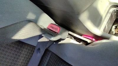 07-10 Sentra Passenger Right Front Seat Belt Buckle Receiver Oem Charcoal W