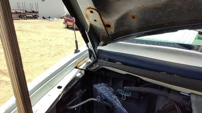 2012 Chevy Express Van Passenger Right Hood Hinge Assembly Oem White 50U