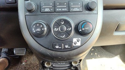 2012-2013 Kia Soul Temperature Control Module In Dash Heater Ac Head Unit Oem