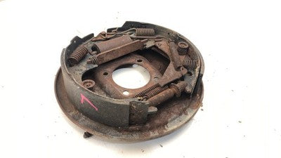 1975 Cutlass Supreme Driver Left Rear Brake Backing Plate Assembly 2 Door Coupe
