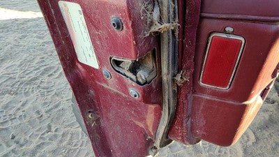 1990 Olds 88 Driver Left Front Door Latch With Rods/Cables Oem