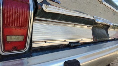 1984 Jeep Grand Wagoneer Rear Tail Gate Trim Finish Panel Oem