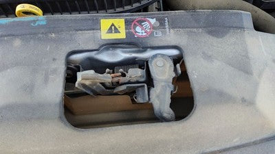 2004-2008 Chrysler Pacifica Hood Latch Assembly With Bracket Oem 05103397Ac