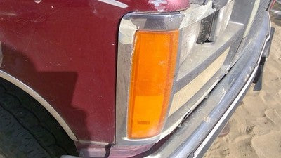 1988 Gmc Sierra 2500 Passenger Right Front Turn Signal Light Lamp Oem Side