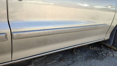 95-05 Cavalier Passenger Right Front Moulding From Door Trim Strip Gold 49U