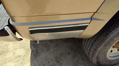 1997 Silverado 2500 Passenger Right Rear Moulding On Box Oem