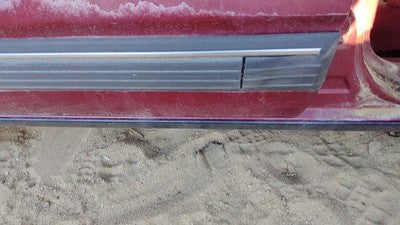 1990 Olds 88 Passenger Right Rear Moulding From Door Oem Back Trim Strip