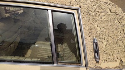 80-84 Deville Driver Left Rear Vent Window Back Door Glass With Frame Oem