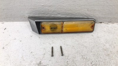 84-91 Grand Wagoneer Driver Left "Front Turn Signal" Light Lamp Fender Mounted