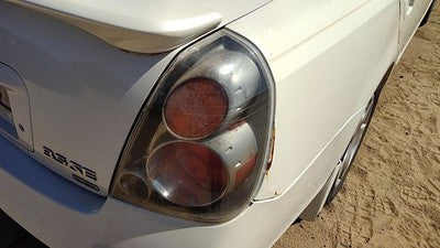 2002-2004 Nissan Altima Passenger Right Outer Tail Light Brake Lamp Oem Rear