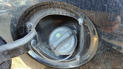 2007-2008 Ford Expedition Fuel Filler Neck Assembly With Gas Cap Oem 7L1z9034a