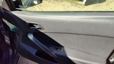 05-10 G6 Passenger Right Front Door Trim Panel With Switches Sedan Black 19B