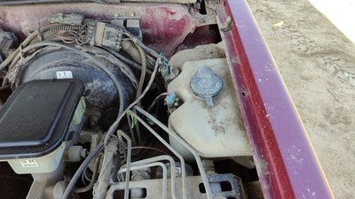1993 S10 Blazer Windshield Washer Fluid Reservoir With Pump Oem Wiper Tank