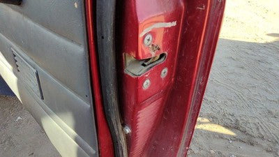 1996 Nissan Hardbody Passenger Right Front Door Latch With Rods/Cables Oem